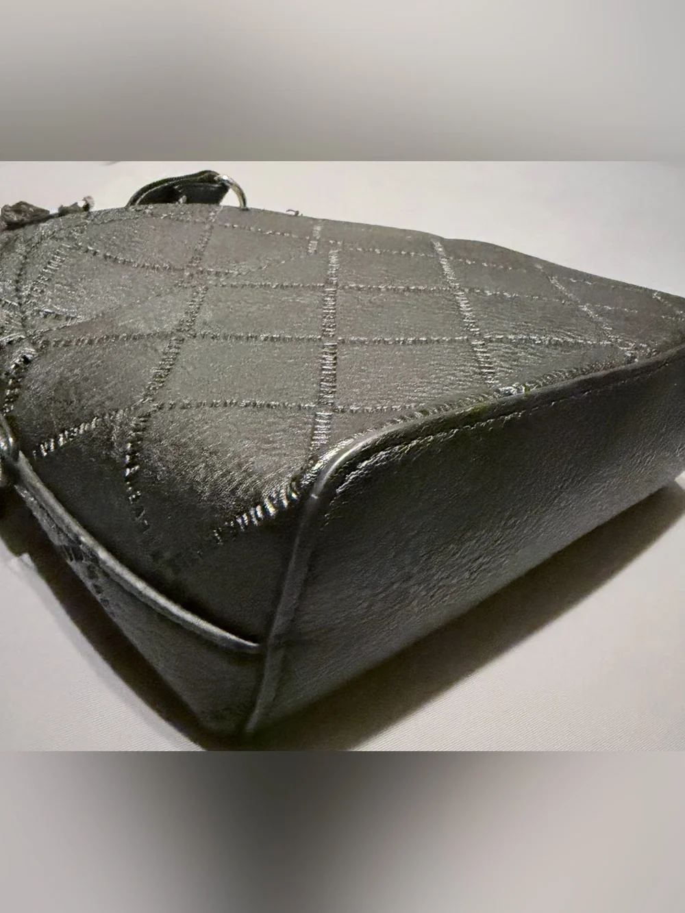 Steve Madden Quilted Crossbody Bag in Black with Chain Strap
